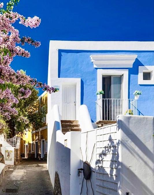 La Ginestra Villa Panarea Exterior photo