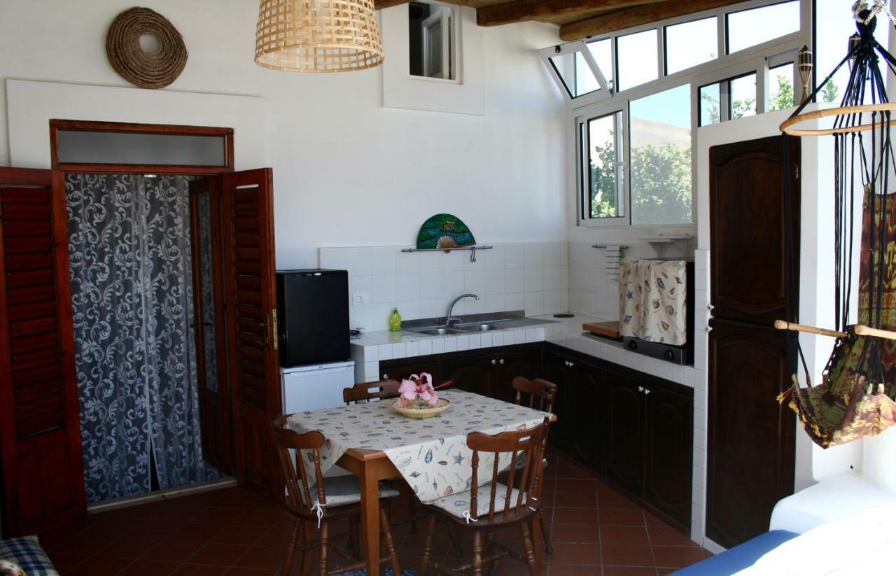 La Ginestra Villa Panarea Exterior photo