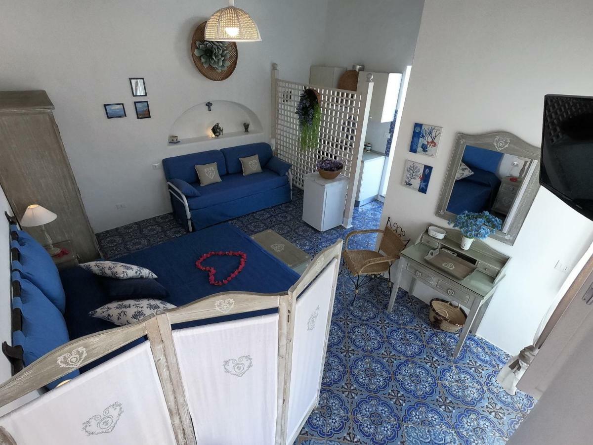 La Ginestra Villa Panarea Exterior photo