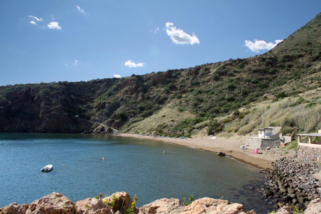La Ginestra Villa Panarea Exterior photo